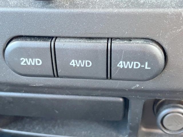 4WDのお車ですので、雪道でも安心です♪降雪地地域にお住まいの方以外にも、ウィンタースポーツが趣味の方や降雪地域へ帰省される機会がある方にもおすすめ!