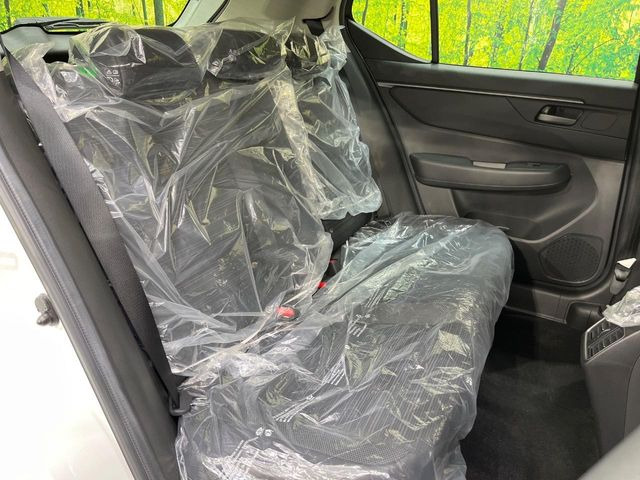 ���i���ȃI���W�i���t���A�}�b�g���I�v�V�����ɂĂ��p�ӂ��Ă���܂��B���D���ȃf�U�C����J���[�����Ԃɍ��킹�đI��ł����������Ƃ��ł��܂���