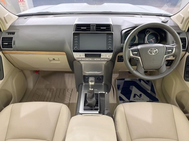 グループ総在庫数約30,000台!!全国の系列店からメーカー・車種問わずご紹介出来るので、あなたにピッタリのお車が見つかるはずです♪まずはお問い合わせ下さい☆