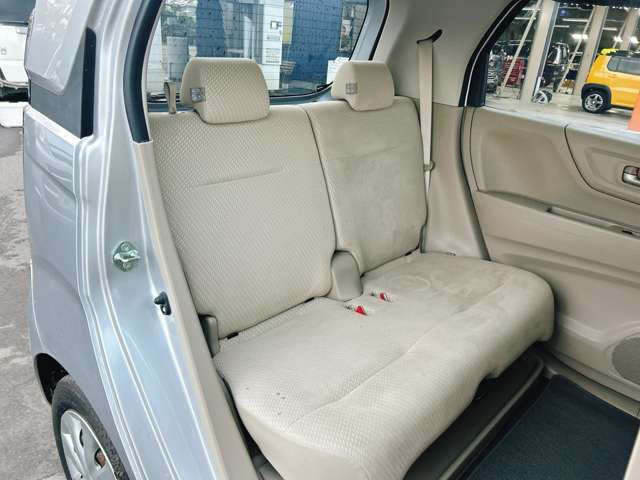 ���Ђł͌��I�������Ԃ𖈌���ʂɎd������s�Ȃ��A�����߂₷�����i�ł��񋟂��Ă���܂���