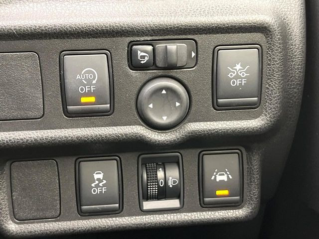 �y�C���e���W�F���gLI�z���s���̎Ԑ�����͂ݏo�������Ȏ��A�x�����Ƌ��ɃX�e�A�����O�ƃu���[�L�𐧌䂵�A�Ԑ����𑖍s����l�ɃA�V�X�g�B�����S�ȉ^�]���T�|�[�g���Ă���܂�!