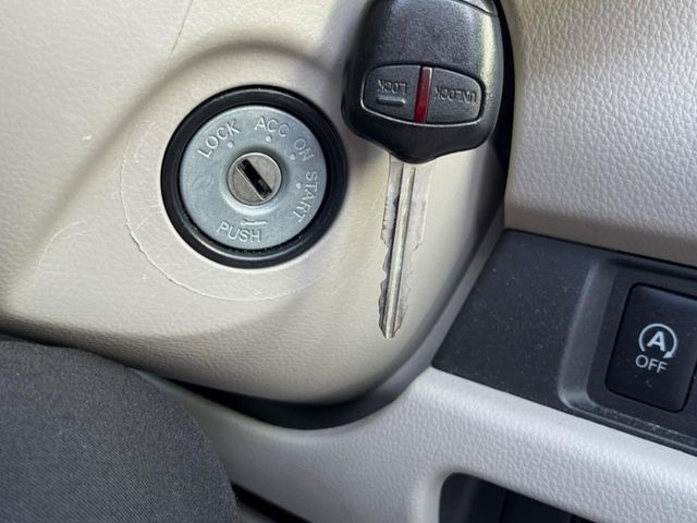 �y�L�[���X�z�������ꂽ�ꏊ����ł��{�^����Ńh�A�̊J���E�{�����ł���̂łƂ��Ă��֗�!�h�A�̌�������ɏ������邱�Ƃ�����܂����