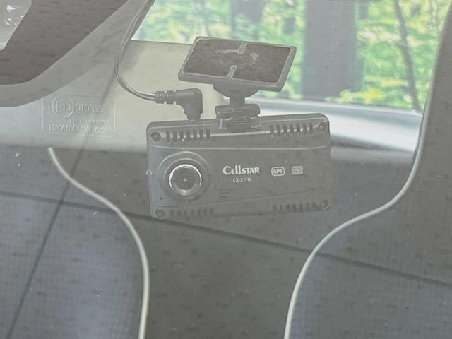 �y�h���C�u���R�[�_�[�z���S�E���S�ȃJ�[���C�t�ɕK�{�̃h���C�u���R�[�_�[�𑕔�!���s���͂������A������^�]�⎖�̂ɑ��������ۂ̏󋵂��f���ŋL�^���A����̃��X�N�ɔ����܂��B