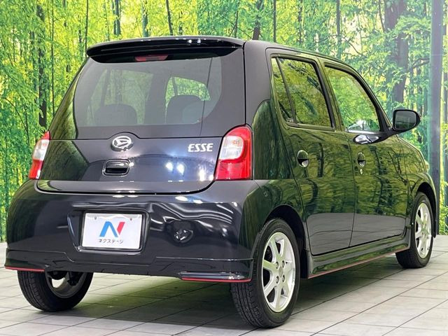 ☆全国のネクステージからお取り寄せが可能※!遠方の店舗に展示してあるクルマが気になる場合も、最寄りの店舗でご覧いただくことが可能です!是非私たちに要望をお聞かせください!※別途費用