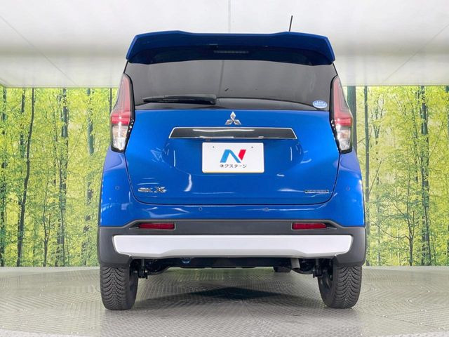 安心の最長10年・走行無制限保証(有償)をご用意。保証内容も充実はもちろん、無料点検&オイル交換や、年中無休の全国・24時間ロードサービスも付帯されておりますのでご安心下さい。