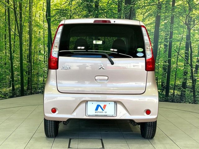 安心の最長10年・走行無制限保証(有償)をご用意。保証内容も充実はもちろん、無料点検&オイル交換や、年中無休の全国・24時間ロードサービスも付帯されておりますのでご安心下さい。