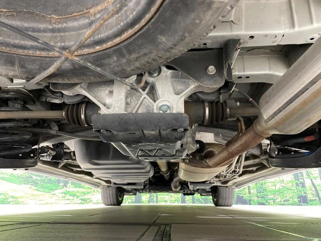 下回りがきれいなうちに、防錆加工の施工がオススメ。降雪地域はもちろん、沿岸部にお住いの方や、趣味でマリン・ウィンタースポーツをされる方にご好評いただいております。