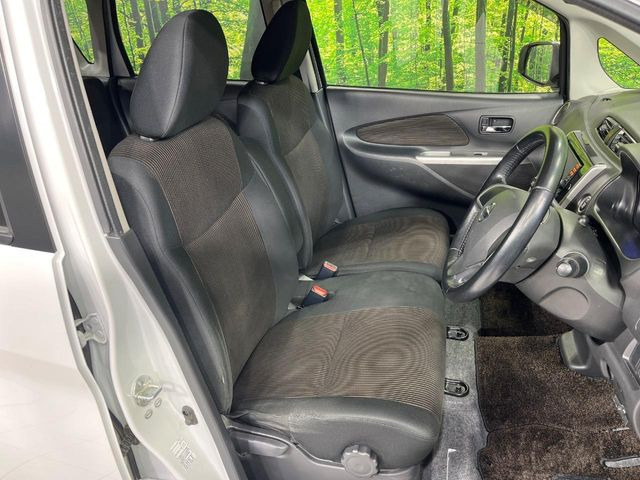 �^�]�ȃV�[�g���͎g�p�������Ȃ��A�ǍD�ȏ�ԂƂȂ��Ă��܂��B���J�Ɏg���Ă������Ƃ��悭�킩��܂��ˁB