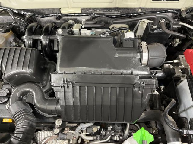 親切・丁寧な専門メカニックスタッフが応対!・車検・点検整備・事故等の修理などアフターサービスも安心。お車のカスタマイズもネクステージのサービススタッフまでご相談ください!