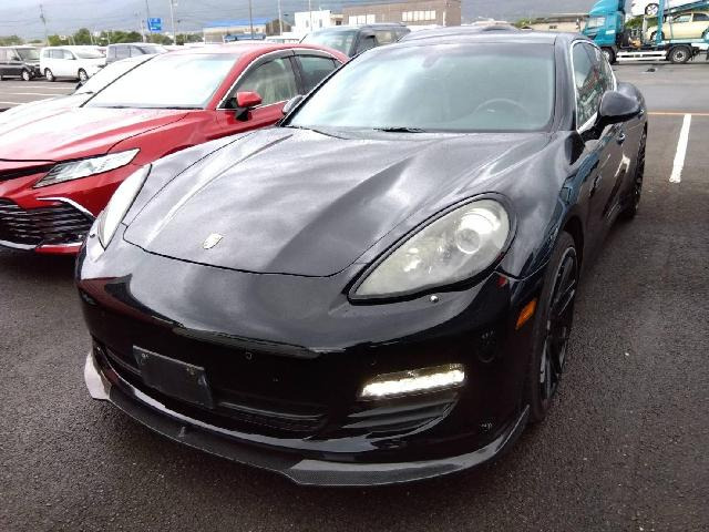 パナメーラS ハイブリッド