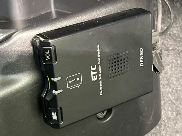 【ETC】高速道路の料金所をストレスなく通過!話題のスポットやサービスエリアに多い「スマートIC」利用時は必須のアイテムです。当店でセットアップを実施、ご納車当日からすぐにご利用いただけます!