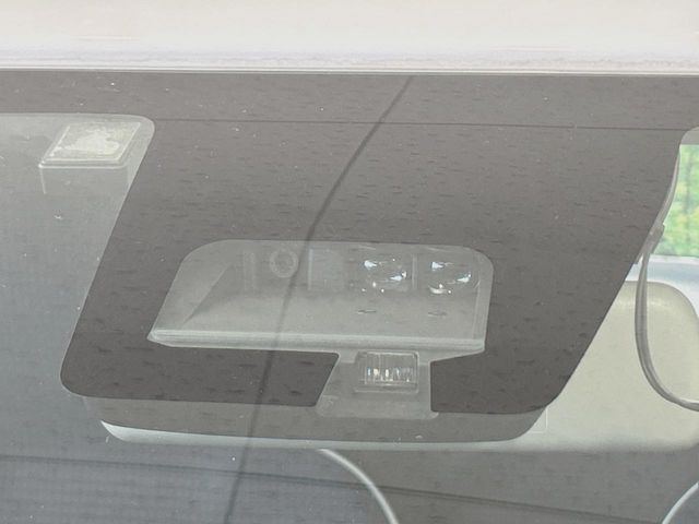 �y�X�Y�L �Z�[�t�e�B�T�|�[�g�z���s���ɑO���̎ԗ�����F�����A�Փ˂������Ȏ��͌x��ƃu���[�L�ŏՓˉ���Ɣ�Q�y�����A�V�X�g�B�����S�Ƀh���C�u�����y���݂��������܂��B