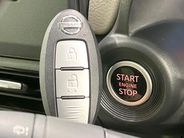 �y�C���e���W�F���g�L�[�z�J�o����|�P�b�g�ɓ��ꂽ�܂܂ł��h�A�̎{���E�������\�ȃX�}�[�g�L�[�𑕔��B�G���W���̃I���E�I�t�����J�M�����o���K�v����������Ƃ��Ă��֗��ł���