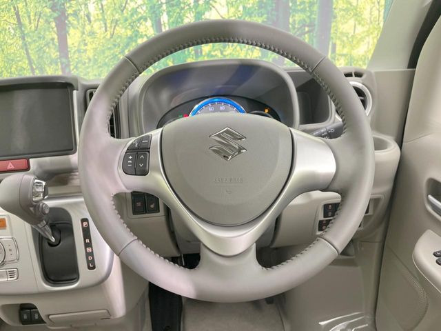 �y�����v�����X�e�A�����O�z�㎿�Ȋv���g�p���邱�ƂŁA��ɂ����������݂ƂĂ��^�]���₷���n���h���ł���