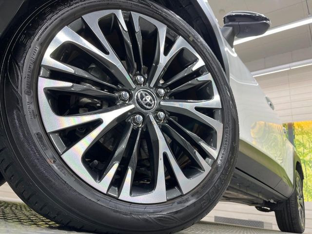 �y�����A���~�z�C�[���z�O�ςɃ}�b�`���������A���~�z�C�[���𑕒����Ă���܂��B�e��ЊO�A���~�z�C�[����A�X�^�b�h���X�^�C�����戵�����Ă���܂��B���񂲑��k����������