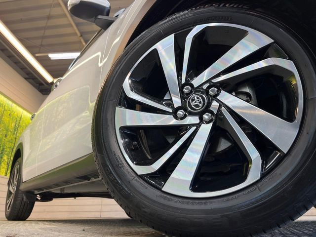 �y�����z17�C���`�A���~�z�C�[���z�O�ςɃ}�b�`���������A���~�z�C�[���𑕒����Ă���܂��B�e��ЊO�A���~�z�C�[����A�X�^�b�h���X�^�C�����戵�����Ă���܂��B���񂲑��k����������