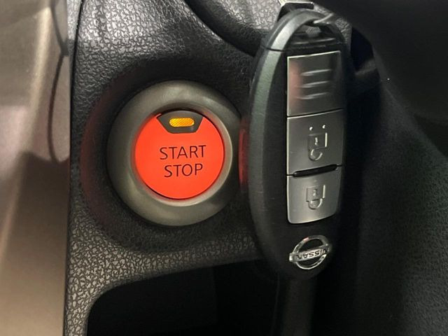 �y�C���e���W�F���g�L�[�z�J�o����|�P�b�g�ɓ��ꂽ�܂܂ł��h�A�̎{���E�������\�ȃX�}�[�g�L�[�𑕔��B�G���W���̃I���E�I�t�����J�M�����o���K�v����������Ƃ��Ă��֗��ł���