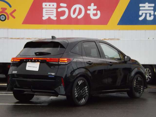 ノートオーラ1.2 G FOUR 4WD
