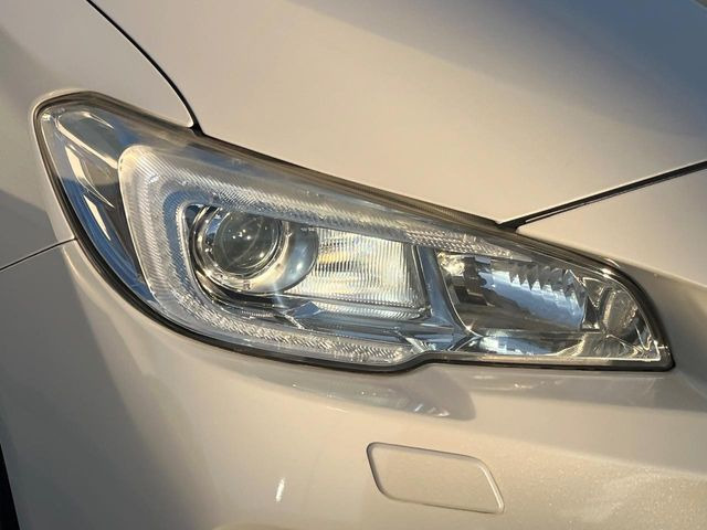 �yLED�w�b�h���C�g�z���V����ԑ��s�����ǍD�Ȏ��E���m�ۂ����S���ĉ^�]�ł��鍂�P�xLED�w�b�h���C�g�𑕔�!�_�����x�������A����d�͂��}�����Ă��܂��B