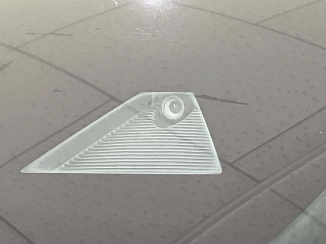 �y�X�}�[�g�u���[�L�T�|�[�g�z���s���ɑO���̎ԗ�����F�����A�Փ˂������Ȏ��͌x��ƃu���[�L�ŏՓˉ���Ɣ�Q�y�����A�V�X�g�B�����S�Ƀh���C�u�����y���݂��������܂��B