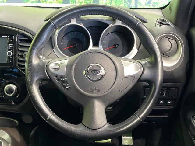 【ステアリングスイッチ】運転中、前方から目線をそらすことなく、オーディオ等の操作が可能な便利機能!安心&快適なドライブを演出してくれます♪