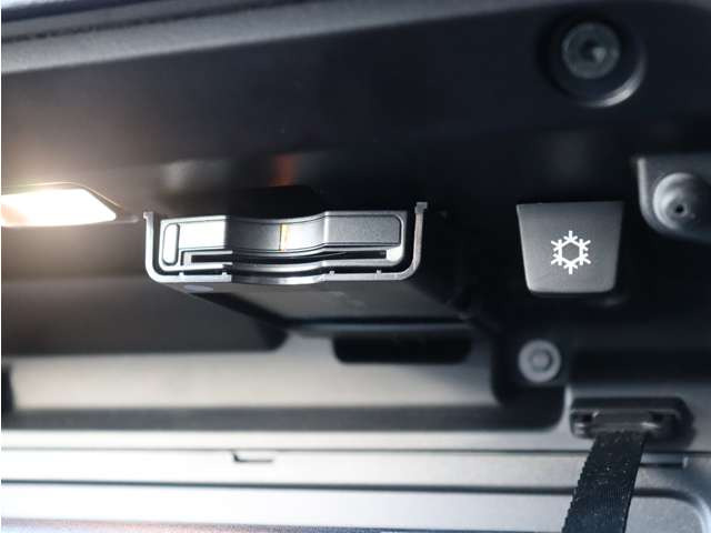 �yLAGOM with VOLVO �{���{�̂���A���傤�ǂ�����炵�B�z�������R�N�X���́A����ȃ{���{���C�t�𖖉i���T�|�[�g���Ă����܂��B