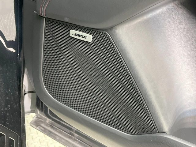 �yBOSE�T�E���h�z�[���̃i�r�@�\�͂������A���x�ȃ`���[�j���O�\�͂����ڂ���Ă���A�������ȉ��y�����y���݂��������܂���