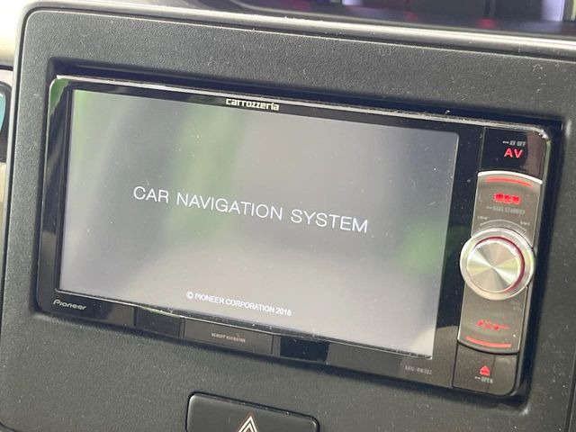 �y�i�r�Q�[�V�����z�g���₷���i�r�ŖړI�n�܂ł�������ē����Ă���܂��B�e��I�[�f�B�I�Đ��@�\���[�����Ă���A���Ԃ̉^�]������Ɋy�����Ȃ�܂�!!