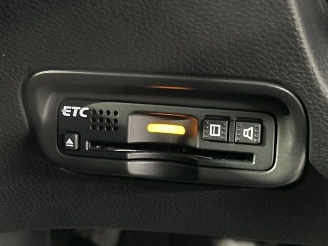 【ETC】高速道路の料金所をストレスなく通過!話題のスポットやサービスエリアに多い「スマートIC」利用時は必須のアイテムです。当店でセットアップを実施、ご納車当日からすぐにご利用いただけます!