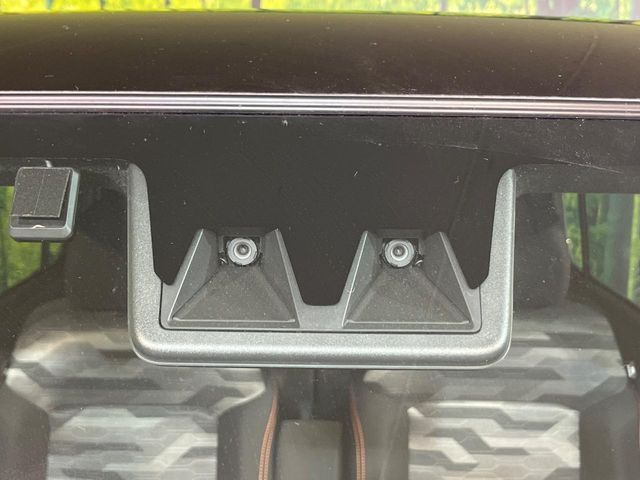 �y�X�}�[�g�A�V�X�g�z���s���ɑO���̎ԗ�����F�����A�Փ˂������Ȏ��͌x��ƃu���[�L�ŏՓˉ���Ɣ�Q�y�����A�V�X�g�B�����S�Ƀh���C�u�����y���݂��������܂��B