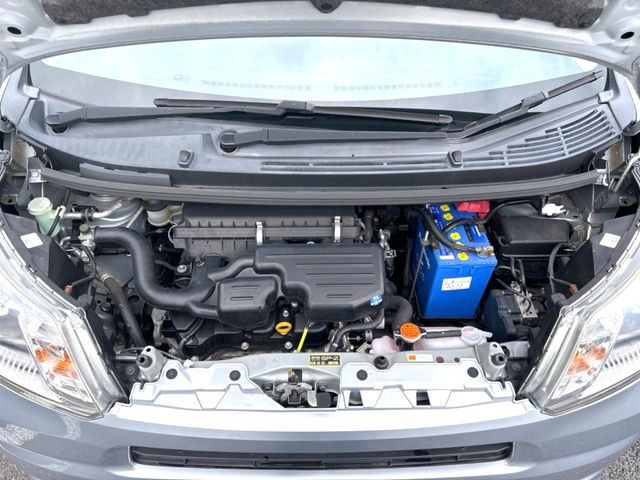 親切・丁寧な専門メカニックスタッフが応対!・車検・点検整備・事故等の修理などアフターサービスも安心。お車のカスタマイズもネクステージのサービススタッフまでご相談ください!