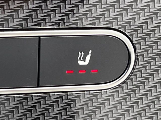 ���t�����g�V�[�g�q�[�e�B���O:�^�]�ȁE����ȋ��ɎO�i�K�Œ��߂��\�ȃV�[�g�q�[�^�[�𑕔����Ă���܂��B�G�߂��킸���K�ɂ��g�p���������܂��B