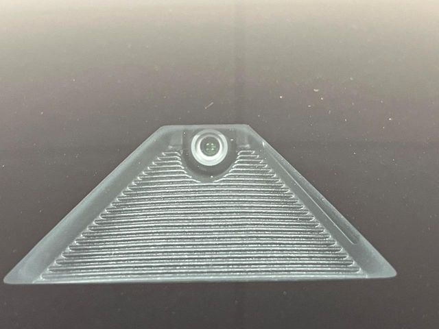 �y�X�}�[�g�V�e�B�u���[�L�T�|�[�g�z�ᑬ���s���ɑO���̎ԗ�����F�����A�Փ˂������Ȏ��͌x��ƃu���[�L�ŏՓˉ���Ɣ�Q�y�����A�V�X�g�B�����S�Ƀh���C�u�����y���݂��������܂��B