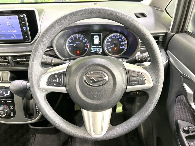 【ステアリングスイッチ】運転中、前方から目線をそらすことなく、オーディオ等の操作が可能な便利機能!安心&快適なドライブを演出してくれます♪