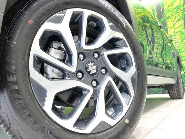 �y����16�C���`�A���~�z�C�[���z�O�ςɃ}�b�`���������A���~�z�C�[���𑕒����Ă���܂��B�e��ЊO�A���~�z�C�[����A�X�^�b�h���X�^�C�����戵�����Ă���܂��B���񂲑��k����������