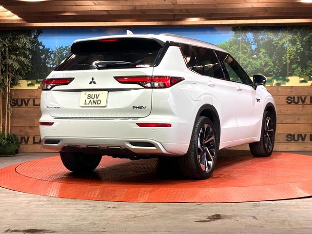 ☆全国のネクステージからお取り寄せが可能※!遠方の店舗に展示してあるクルマが気になる場合も、最寄りの店舗でご覧いただくことが可能です!是非私たちに要望をお聞かせください!※別途費用