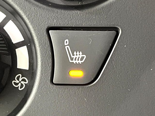 �y�V�[�g�q�[�^�[�z�������ɏd�󂷂�V�[�g�q�[�^�[!�G�A�R����葁�����܂��Ă����̂Ŋ�����̐l�����S�ł��ˁ�G�A�R���̉����͊������邩����A�Ƃ������ɂ����������߂ł��B