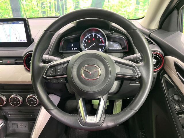 �y�����v�����X�e�A�����O�z�㎿�Ȋv���g�p���邱�ƂŁA��ɂ����������݂ƂĂ��^�]���₷���n���h���ł���