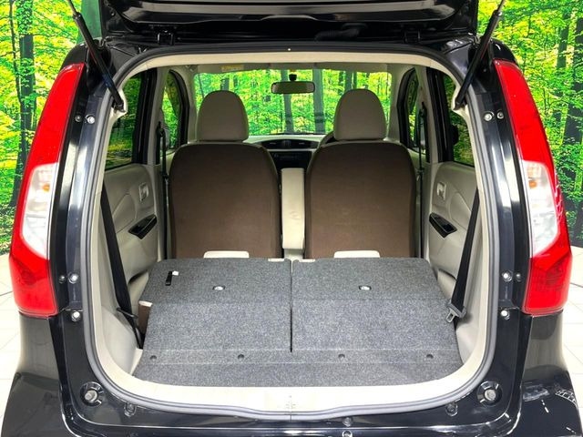 普段のお買い物や通勤、送迎等に十分な荷室スペースを確保しております。セカンドシートを倒すと、大きな荷物の積載も可能です♪