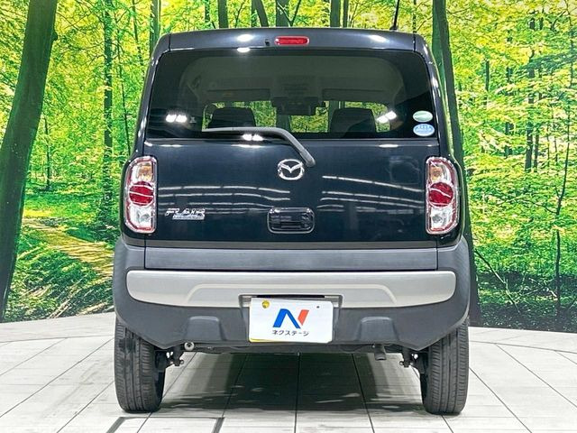 安心の最長10年・走行無制限保証(有償)をご用意。保証内容も充実はもちろん、無料点検&オイル交換や、年中無休の全国・24時間ロードサービスも付帯されておりますのでご安心下さい。安心の最長10年・走行無