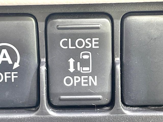 �y�p���[�X���C�h�h�A�z�X�}�[�g�L�[��^�]�Ȃ̃X�C�b�`�ŃX���C�h�h�A�̊J���\���d��������͂����ăh�A���J����K�v�������A���������q�l�ł��A�d���ו��������Ă��鎞�����N�ɊJ���߂ł��܂���