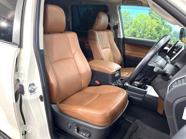 【パワーシート】スイッチ一つで簡単にシートの微調整が可能!電動だから力もいりません!快適なシートポジションにセットして、快適なドライブをお楽しみください。