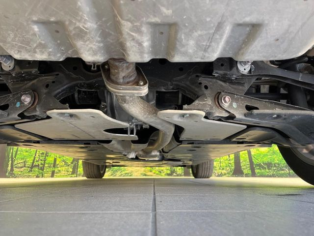 下回りがきれいなうちに、防錆加工の施工がオススメ。降雪地域はもちろん、沿岸部にお住いの方や、趣味でマリン・ウィンタースポーツをされる方にご好評いただいております。