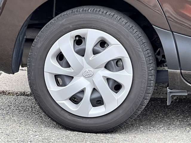 ���Ђ́A���q���܂̃j�[�Y�ɂ������o����悤�A�L�x�ȎԎ����葵���Ă���܂��B����芷���̍ۂ��A����A��낵�����肢�������܂��B