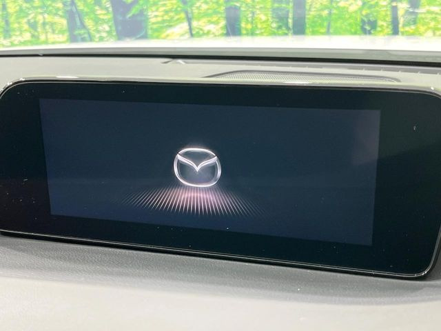 �y8.8�C���`�}�c�_�R�l�N�g�z�ԓ��̕��͋C�Ƀ}�b�`������^�̃f�B�X�v���C�B�X�}�z�ڑ��ł̃i�r�g�p��Bluetooth�Đ����A�l�X�ȋ@�\���y���߂܂��B�����I�ȃ_�C�������삪�\�ŁA�g��������ǍD�ł��B