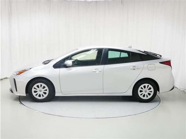 プリウス1.8 S E-Four 4WD