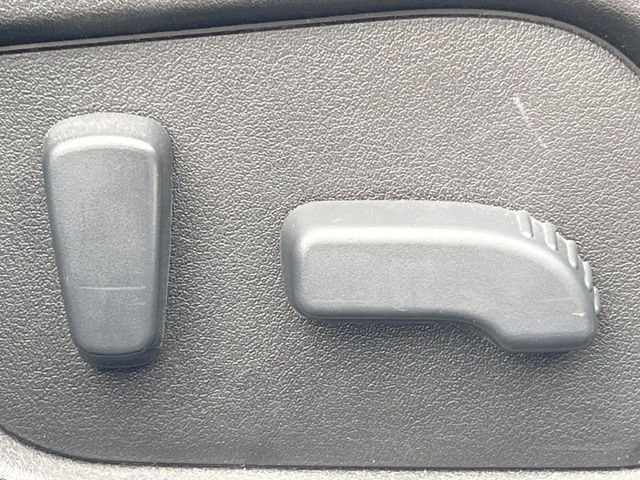 �y�p���[�V�[�g�z�X�C�b�`��ŊȒP�ɃV�[�g�̔��������\!�d��������͂�����܂���!���K�ȃV�[�g�|�W�V�����ɃZ�b�g���āA���K�ȃh���C�u�����y���݂��������B