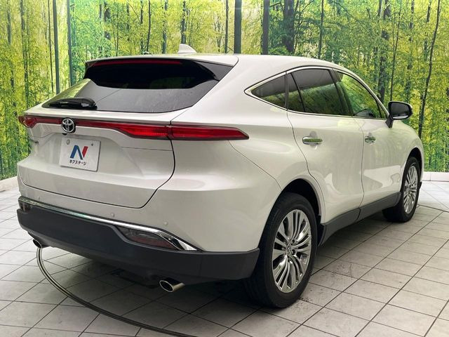 ☆全国のネクステージからお取り寄せが可能※!遠方の店舗に展示してあるクルマが気になる場合も、最寄りの店舗でご覧いただくことが可能です!是非私たちに要望をお聞かせください!※別途費用