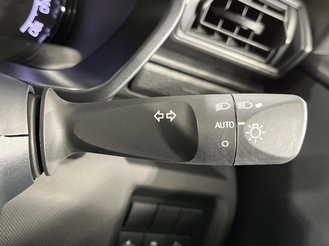 �y�I�[�g���C�g�z����̖��邳�ɉ����Ď����Ńw�b�h���C�g�̓_���E�������ł���@�\�ł�!���C�g�̕t���Y��E�����Y��Ȃǂ������Ȃ�A�J�̓���[���̑��s�����S!�g���l���ʉߎ����֗��ł��ˁ�