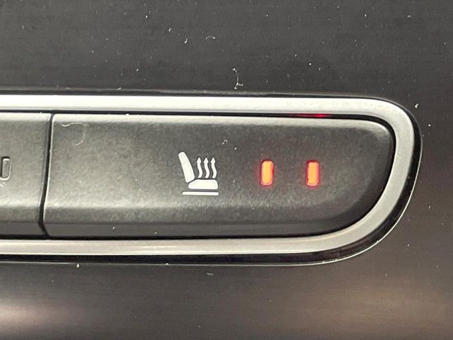 ���t�����g�V�[�g�q�[�e�B���O:�^�]�ȁE����ȋ��ɎO�i�K�Œ��߂��\�ȃV�[�g�q�[�^�[�𑕔����Ă���܂��B�G�߂��킸���K�ɂ��g�p���������܂��B